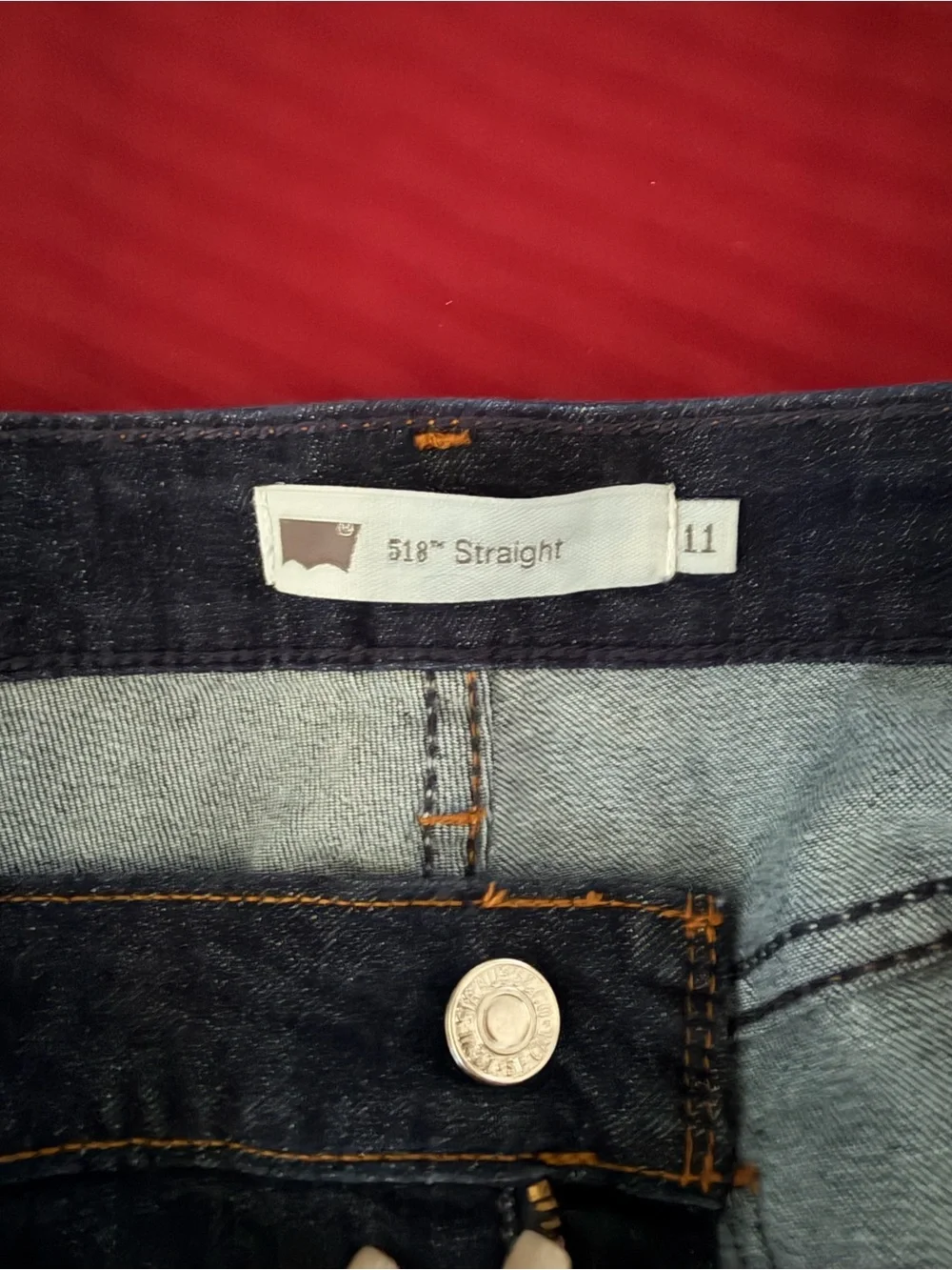 Levi's Men's Indigo Straight-Leg Jeans with Contrast Stitching